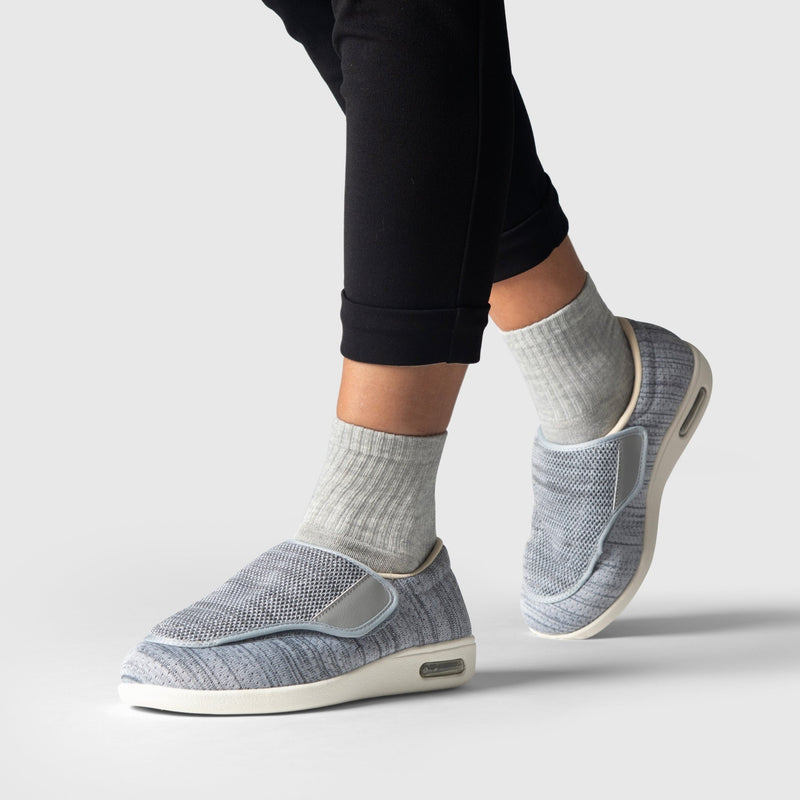 Chloe Stretch No - Tie Wide Shoes w/ Adjustable Closure - Silver - ComfortWear